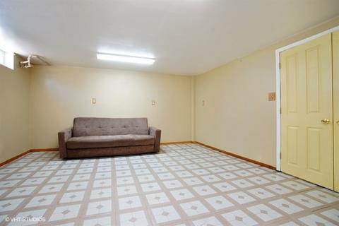 48 E Judith Ann Dr, Mount Prospect, IL 60056 photo 8