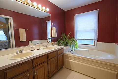 985 Stockbridge Pl, Elgin, IL 60120 photo 20