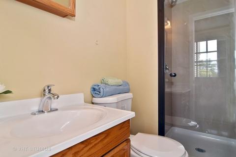 2209 Stratham Pl, Hoffman Estates, IL 60169 photo 5
