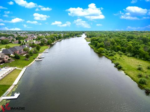 449 Edgewater Dr, Morris, IL 60450 photo 3