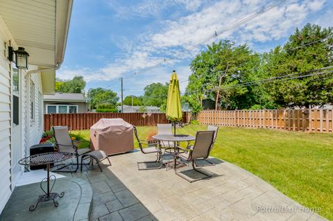 207 Mohawk Dr, Carol Stream, IL 60188 photo 16