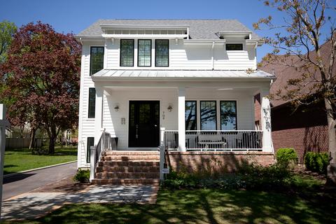 709 W Jackson Ave, Naperville, IL 60540 photo 1