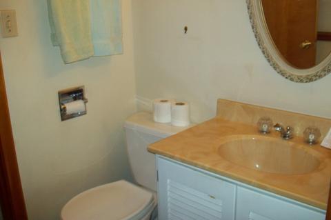 521 E Wall St, Morrison, IL 61270 photo 9
