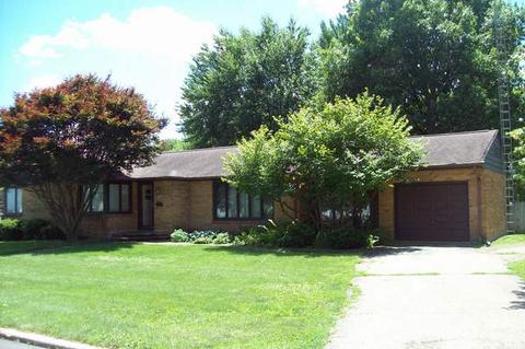521 E Wall St, Morrison, IL 61270 photo 1