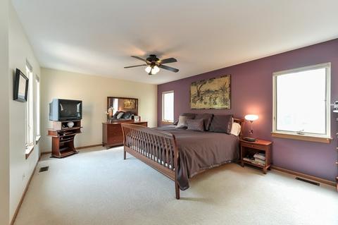 1375 E 57th St, Chicago, IL 60637 photo 10