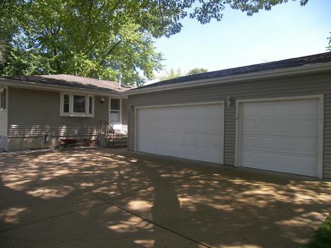 309 Elm St, Oglesby, IL 61348 photo 2
