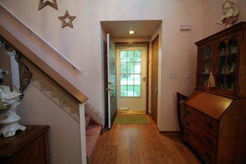 230 E Theodore Ln, Itasca, IL 60143 photo 2