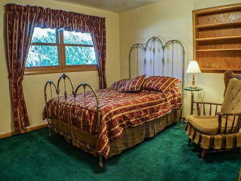 4010 Maple Ave, Mchenry, IL 60050 photo 13