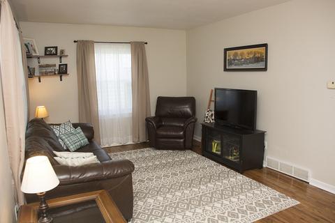 513 N Cherry St, Morrison, IL 61270 photo 4