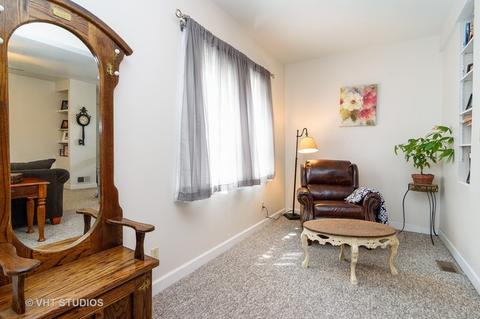 1434 E Walnut Ave, Des Plaines, IL 60016 photo 6