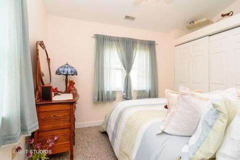 1434 E Walnut Ave, Des Plaines, IL 60016 photo 10