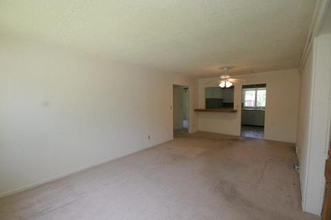 2509 S Scheid Ln, Mchenry, IL 60051 photo 2