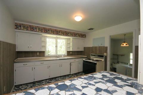 2509 S Scheid Ln, Mchenry, IL 60051 photo 5