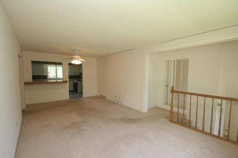 2509 S Scheid Ln, Mchenry, IL 60051 photo 3
