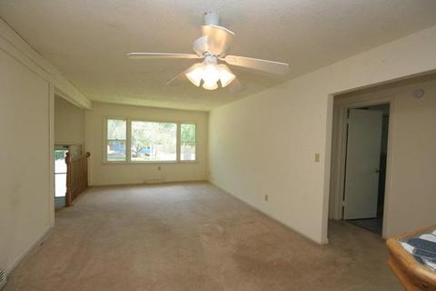 2509 S Scheid Ln, Mchenry, IL 60051 photo 4