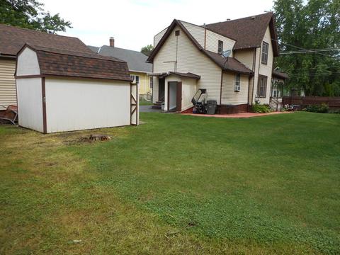 517 Mill St, Elgin, IL 60123 photo 3