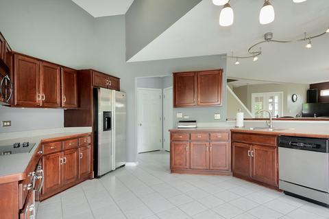 24255 Golden Sunset Dr, Plainfield, IL 60585 photo 3