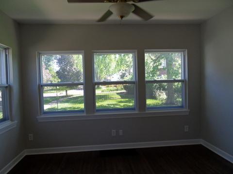 321 Marion Ave, Aurora, IL 60505 photo 28