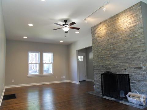 321 Marion Ave, Aurora, IL 60505 photo 12