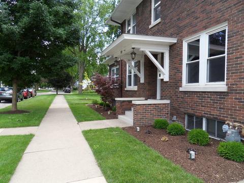321 Marion Ave, Aurora, IL 60505 photo 42