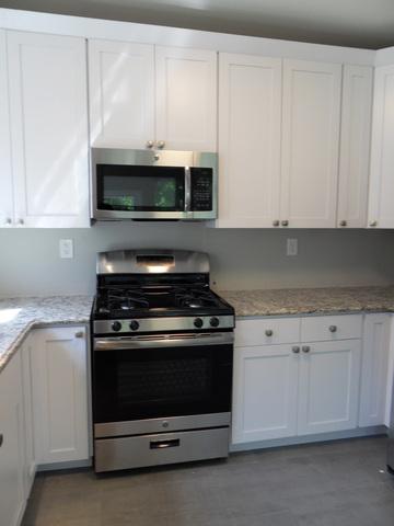 321 Marion Ave, Aurora, IL 60505 photo 3