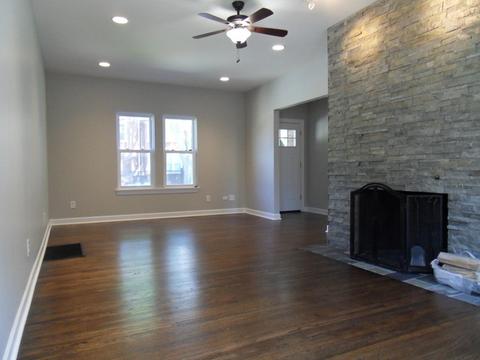 321 Marion Ave, Aurora, IL 60505 photo 9