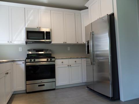 321 Marion Ave, Aurora, IL 60505 photo 5