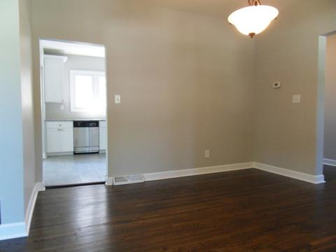 321 Marion Ave, Aurora, IL 60505 photo 27
