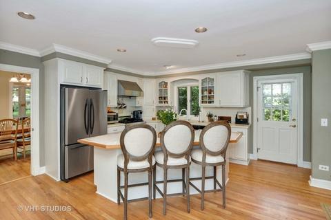 548 E Scranton Ave, Lake Bluff, IL 60044 photo 2