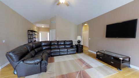 1905 Spring Ct, Spring Grove, IL 60081 photo 6