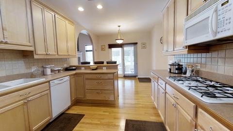 1905 Spring Ct, Spring Grove, IL 60081 photo 13