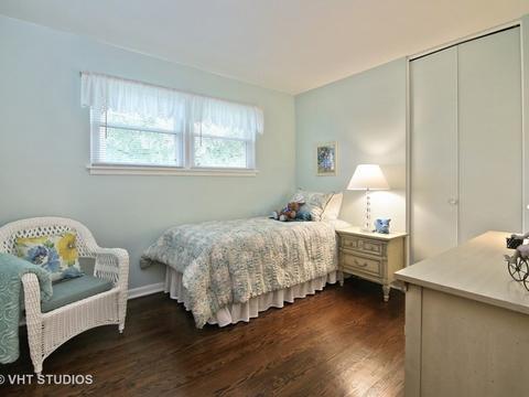 314 Warren Rd, Glenview, IL 60025 photo 12