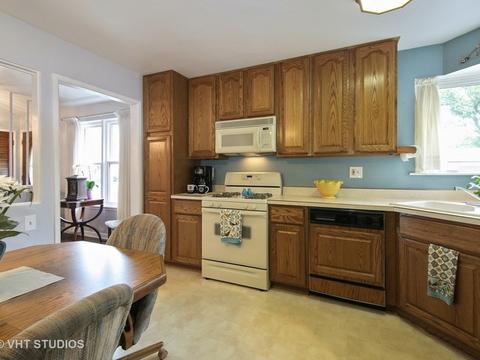 314 Warren Rd, Glenview, IL 60025 photo 4