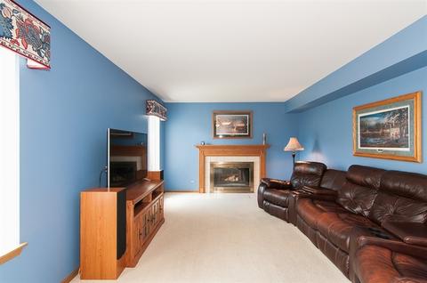 1039 Longford Rd, Bartlett, IL 60103 photo 6