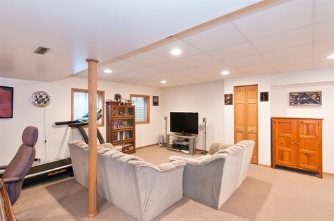 1039 Longford Rd, Bartlett, IL 60103 photo 7