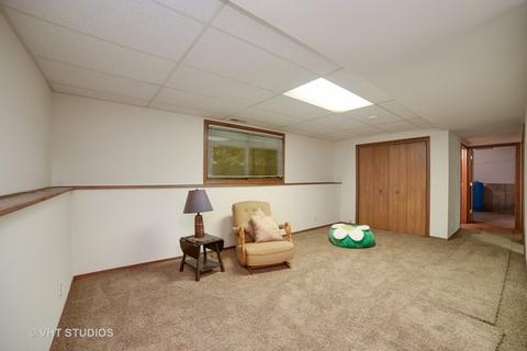 208 Venice Rd, Lakemoor, IL 60051 photo 7