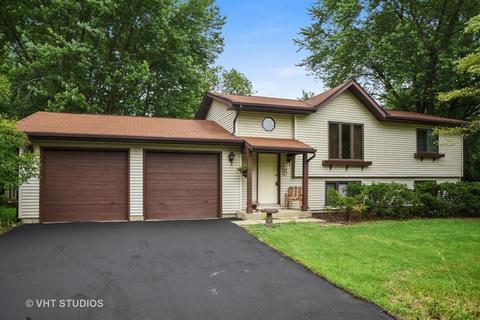 208 Venice Rd, Lakemoor, IL 60051 photo 1