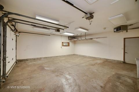 208 Venice Rd, Lakemoor, IL 60051 photo 16