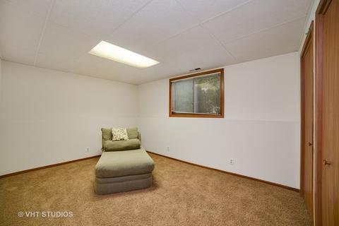 208 Venice Rd, Lakemoor, IL 60051 photo 11