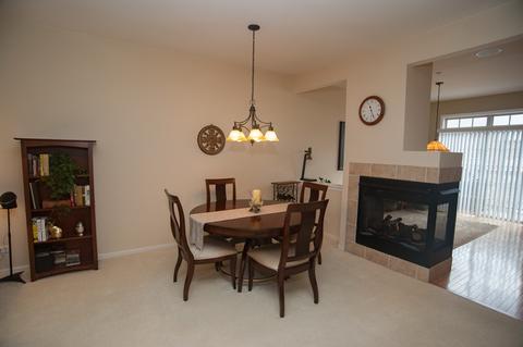 571 Prestwick Ln, Wheeling, IL 60090 photo 5