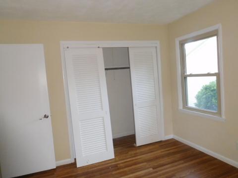 309 Oakdale Ave, Normal, IL 61761 photo 6