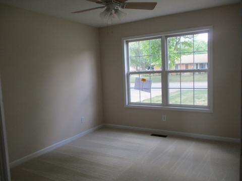 1055 S Yates Ave, Kankakee, IL 60901 photo 8