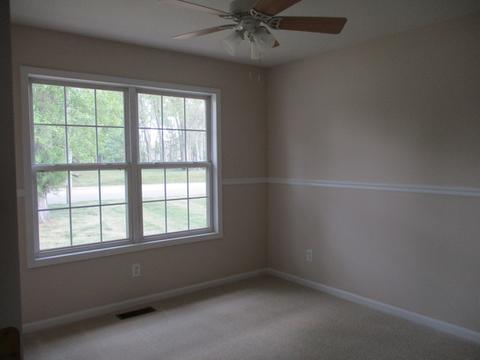 1055 S Yates Ave, Kankakee, IL 60901 photo 7