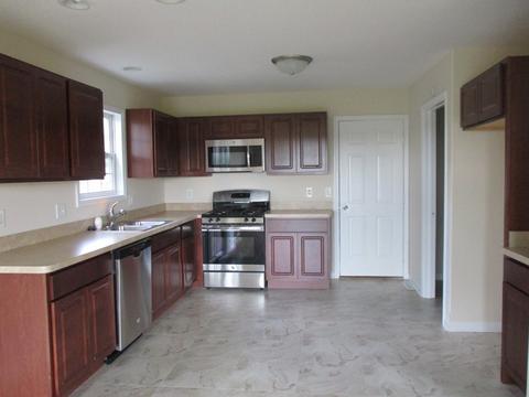 1055 S Yates Ave, Kankakee, IL 60901 photo 5