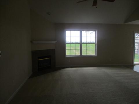 1055 S Yates Ave, Kankakee, IL 60901 photo 4