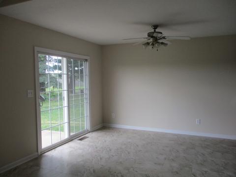 1055 S Yates Ave, Kankakee, IL 60901 photo 6