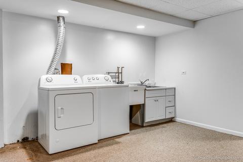 1031 Creekside Dr, Wheaton, IL 60189 photo 13