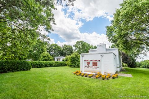 1031 Creekside Dr, Wheaton, IL 60189 photo 17