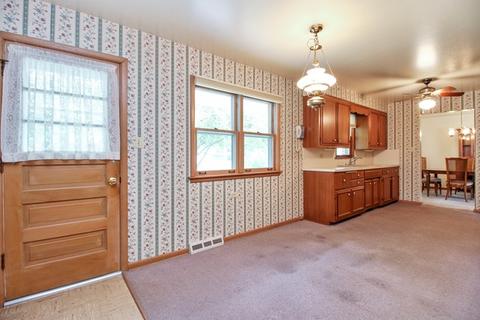 517 Meadow Ln, Beecher, IL 60401 photo 5