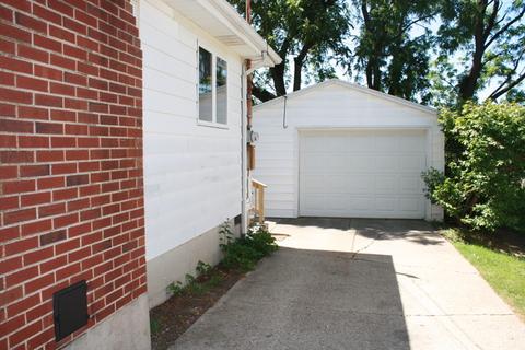 1006 S Hill Dr, Dixon, IL 61021 photo 8